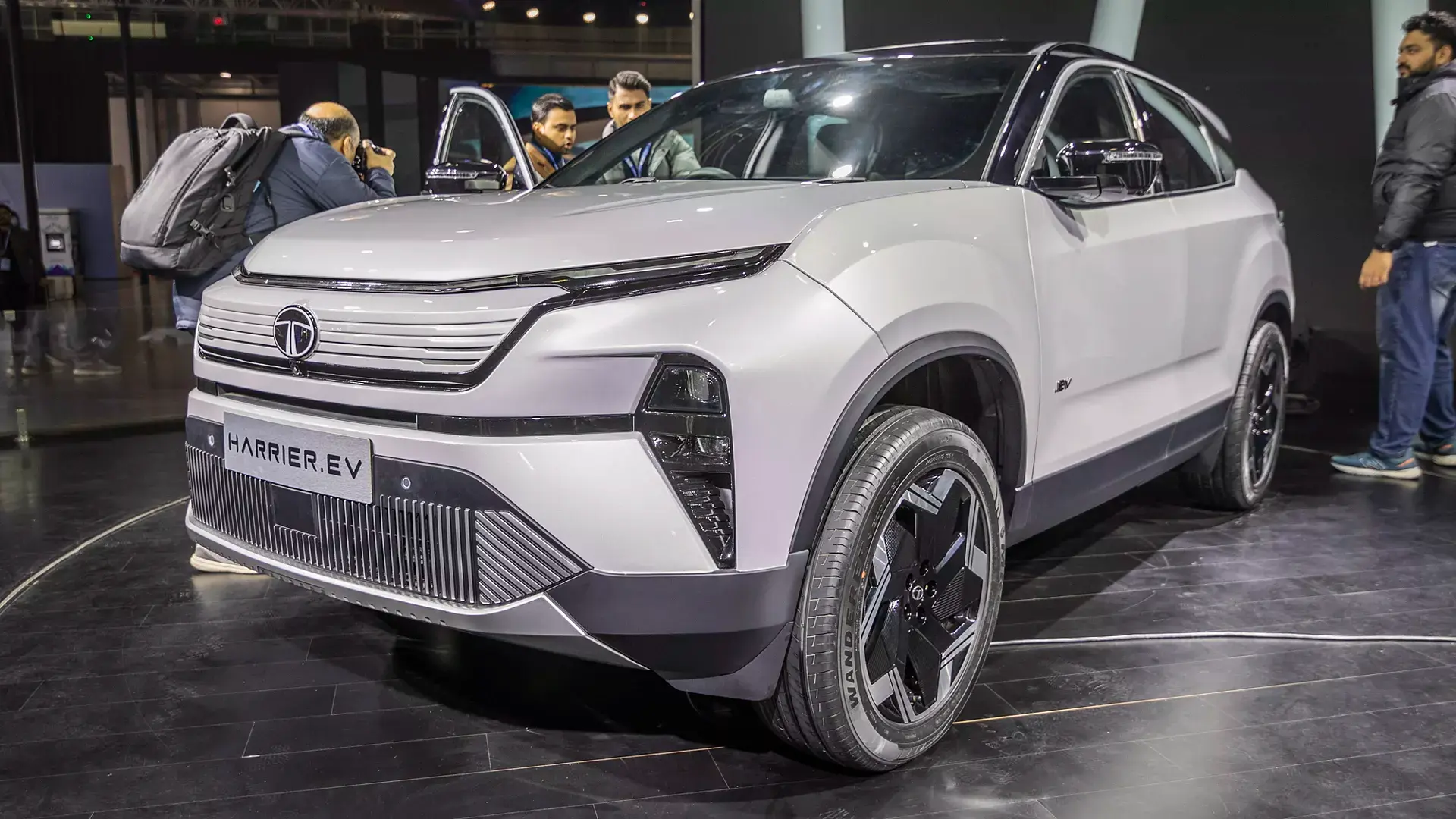 Tata Harrier EV launching on June 3